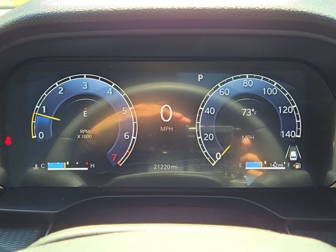 Used 2024 Jeep Grand Cherokee L Altitude AWD/4WD image 20