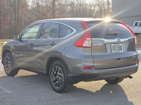 Used 2016 Honda CR-V SE image 5
