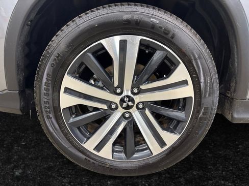 Used 2025 Mitsubishi Outlander Sport ES AWD/4WD image 9