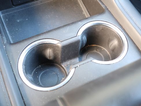 Used 2021 Chevrolet Tahoe LT w/ LT Signature Package image 30