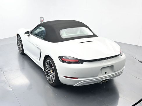 Certified 2025 Porsche 718 Boxster S image 34