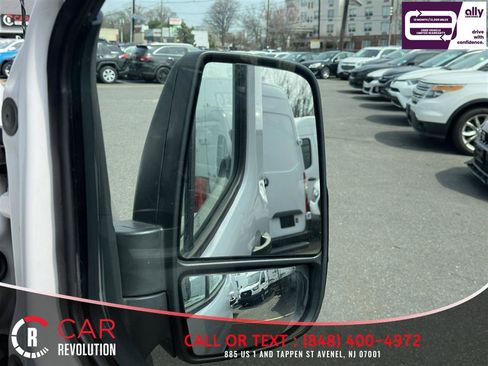 Used 2022 Ford Transit 250 148 High Roof AWD image 47