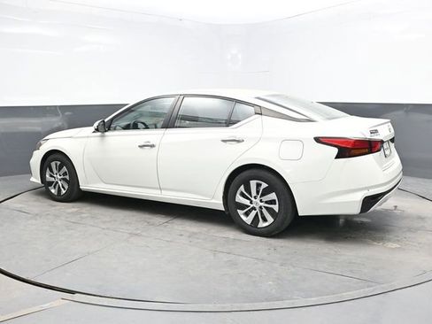 Used 2021 Nissan Altima 2.5 S FWD image 4