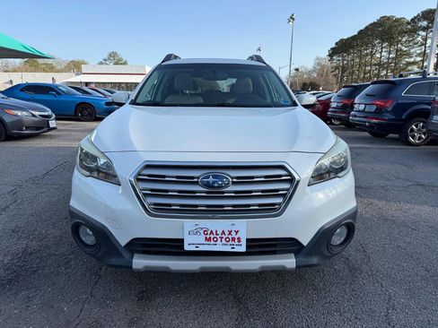 Used 2015 Subaru Outback 2.5i Limited image 2