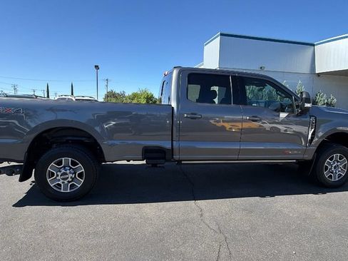 Used 2023 Ford F350 Lariat w/ Lariat Ultimate Package AWD/4WD image 3
