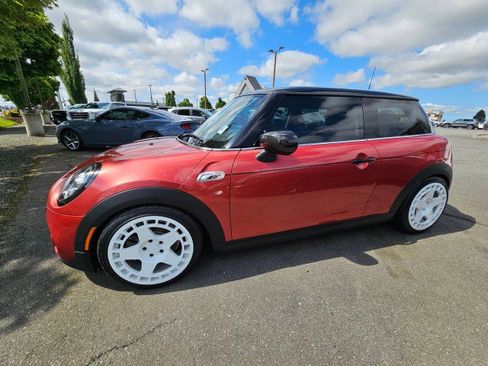 Used 2021 MINI Cooper S w/ Coral Red Edition image 4