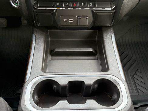 Used 2021 Chevrolet Silverado 1500 RST image 19