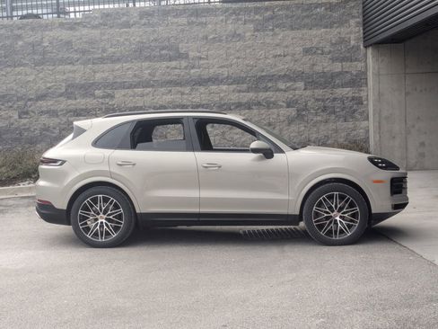 New 2026 Porsche Cayenne image 8