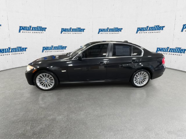 Used 2011 BMW 335i xDrive Sedan AWD/4WD image 6