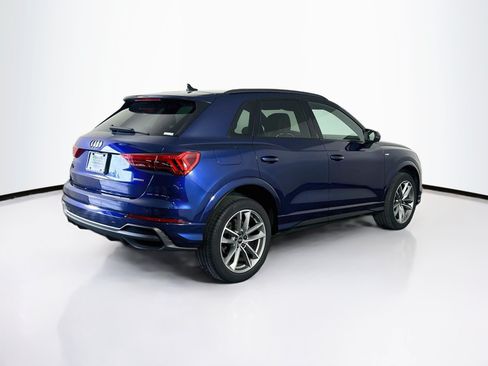 Used 2023 Audi Q3 2.0T Premium w/ Black Optic Sport Package AWD/4WD image 9