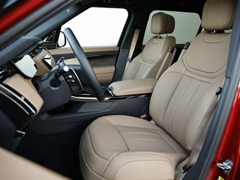 New 2025 Land Rover Range Rover Sport SE image 22