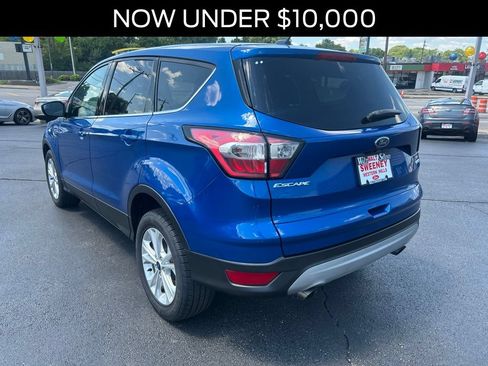 Certified 2017 Ford Escape SE FWD image 3