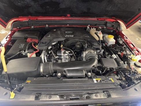 Used 2021 Jeep Wrangler Unlimited Sport image 29