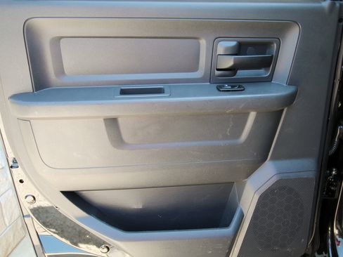 Used 2010 Dodge Ram 3500 Truck ST w/ ST Popular Equipment Group AWD/4WD image 38