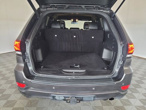 Used 2021 Jeep Grand Cherokee Laredo X image 29