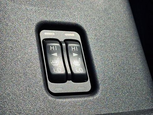 Used 2025 Toyota GR86 Premium RWD image 24