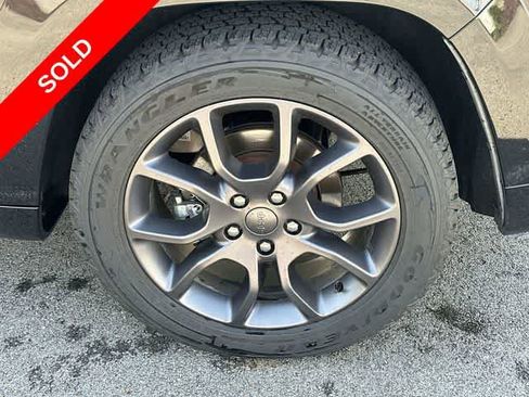 Used 2021 Jeep Grand Cherokee High Altitude AWD/4WD image 5