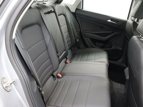 Used 2024 Volkswagen Jetta SE FWD image 21