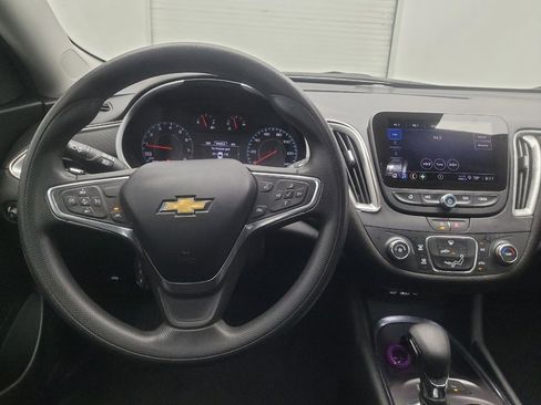 Used 2022 Chevrolet Malibu LS w/ Driver Confidence Package II FWD image 22