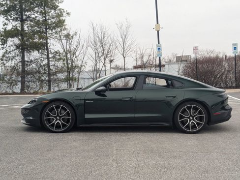 Used 2025 Porsche Taycan image 2