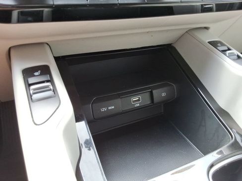 Used 2020 Kia Telluride S FWD image 34
