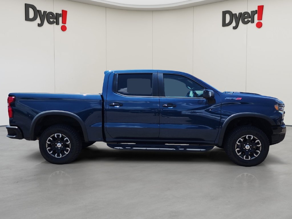 Used 2022 Chevrolet Silverado 1500 ZR2 w/ Technology Package AWD/4WD image 3