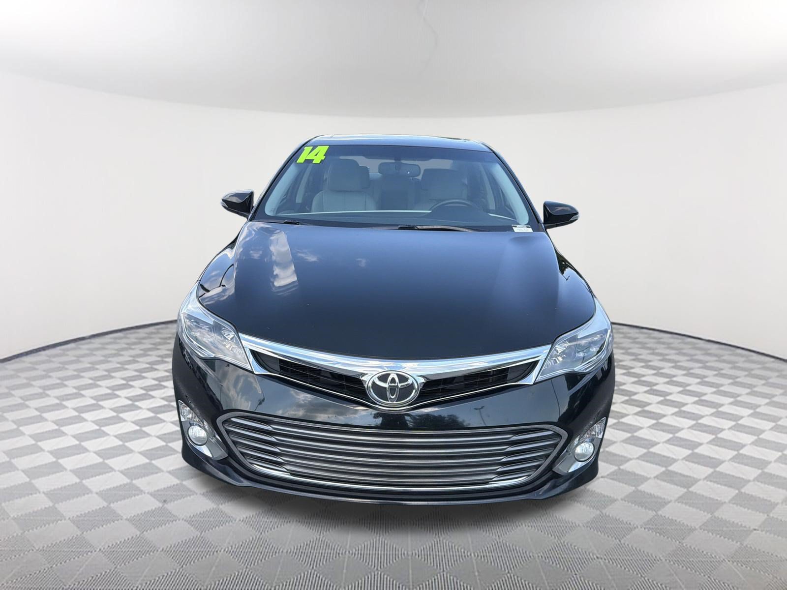 Used 2014 Toyota Avalon XLE Touring FWD image 2
