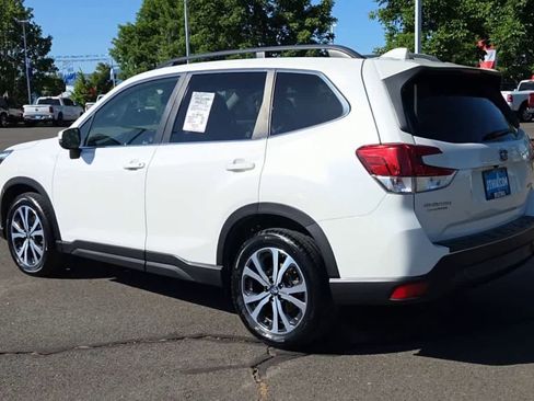 Used 2020 Subaru Forester Limited w/ Popular Package #3 AWD/4WD image 6
