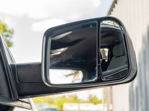 Used 2021 RAM 1500 Big Horn RWD image 16