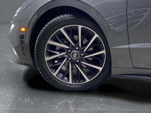 Used 2020 Hyundai Sonata Limited image 32