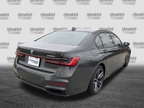 Used 2022 BMW 745e xDrive w/ M Sport Package image 10