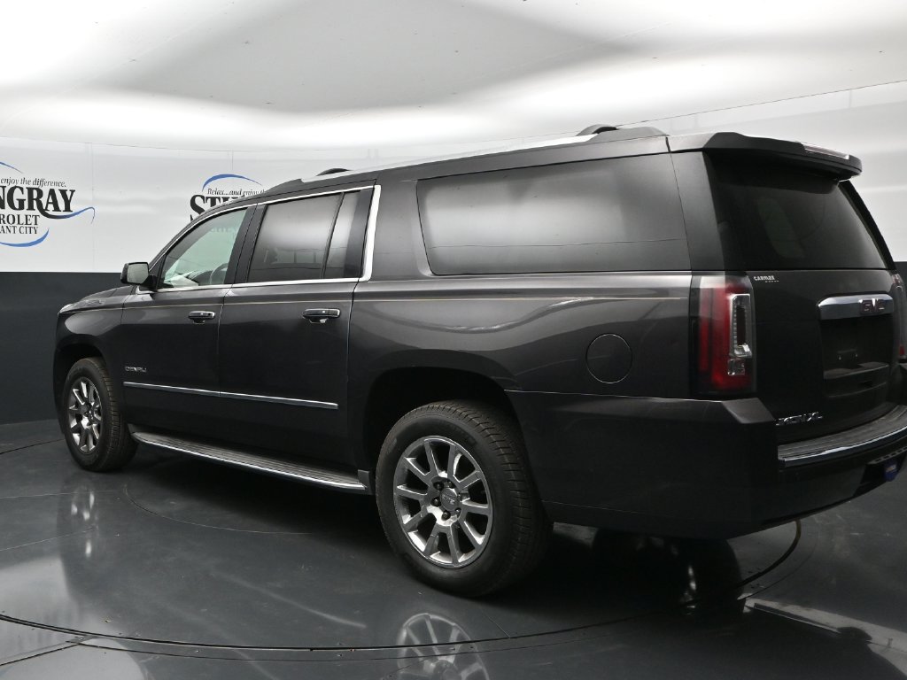 Used 2016 GMC Yukon XL Denali w/ Open Road Package RWD image 5