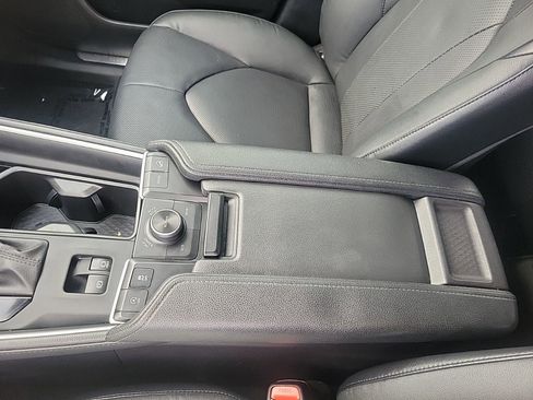 Used 2024 Toyota Grand Highlander Platinum image 25