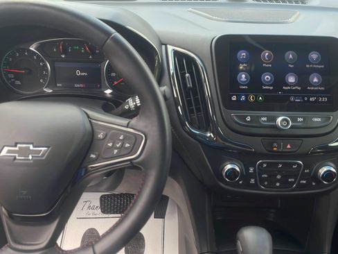 Used 2022 Chevrolet Equinox RS w/ RS Leather Package AWD/4WD image 19