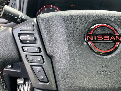 Used 2024 Nissan Titan PRO-4X w/ Pro-4x Utility Package AWD/4WD image 25