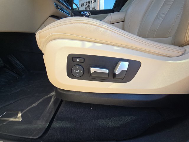 Used 2022 BMW X5 sDrive40i w/ Executive Package RWD image 30