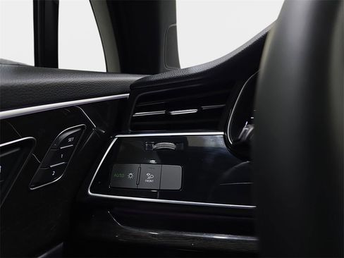 Certified 2025 Audi Q7 3.0T Premium Plus w/ Premium Plus Package image 26