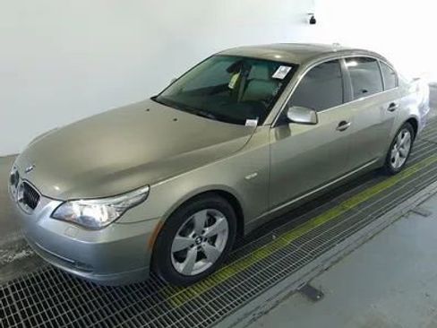 Used 2008 BMW 528xi Sedan AWD/4WD image 1