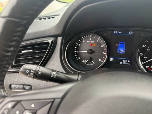 Used 2022 Nissan Rogue Sport SV FWD image 33