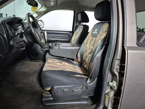 Used 2008 GMC Sierra 1500 SLE w/ Power Pack Plus AWD/4WD image 9