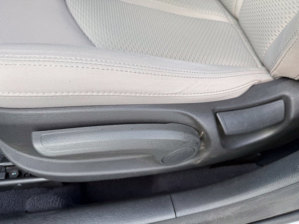 Used 2015 Hyundai Sonata SE FWD image 22