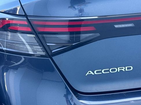Used 2025 Honda Accord SE image 7