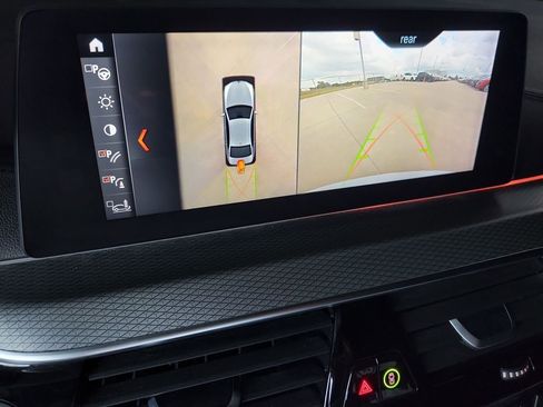 Used 2018 BMW 540i image 22