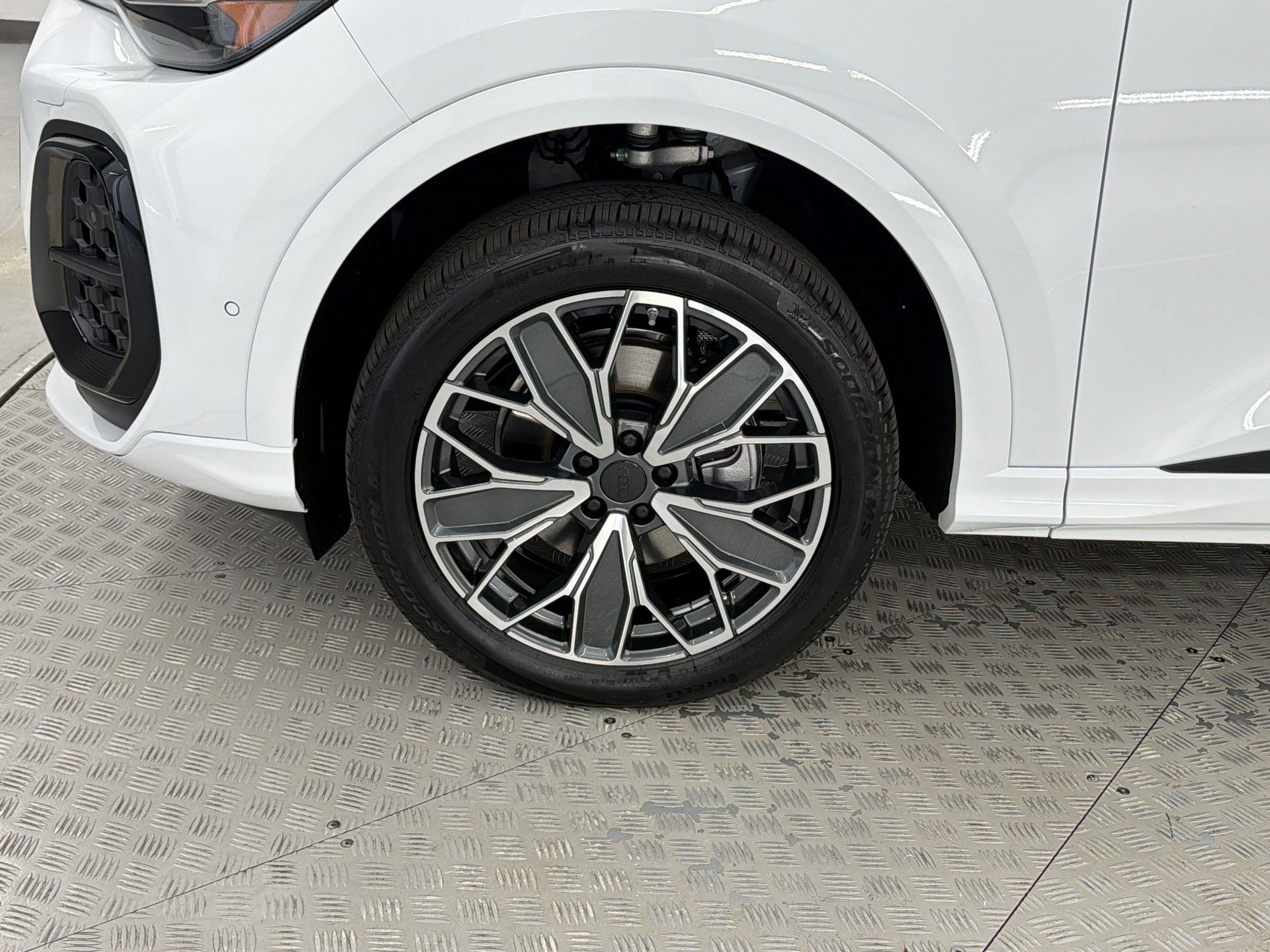 New 2026 Audi Q5 Premium AWD/4WD image 13