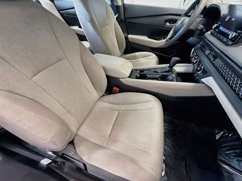 Used 2025 Honda Accord LX image 15