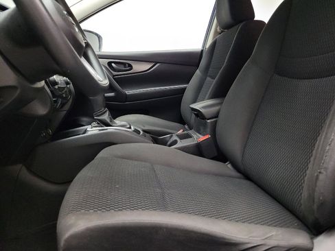 Used 2019 Nissan Rogue Sport S AWD/4WD image 17