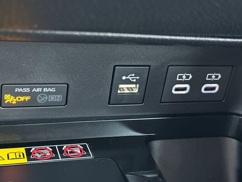 Certified 2025 Toyota Camry SE image 31