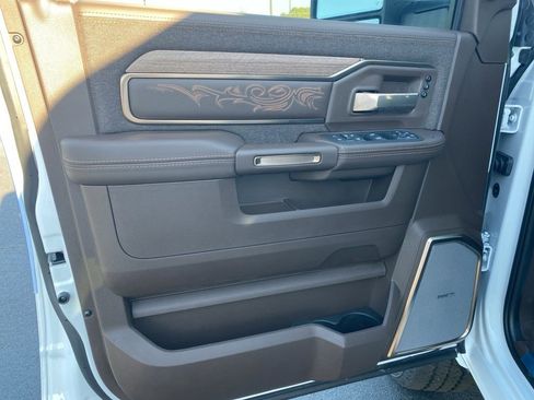 New 2026 RAM 2500 Limited image 9