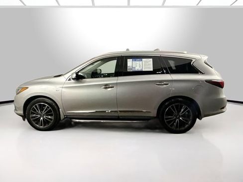 Used 2017 INFINITI QX60 Luxe w/ Deluxe Technology Package image 34