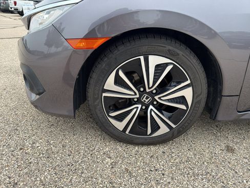 Used 2018 Honda Civic EX-T image 8